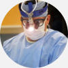 Médico Cirujano Oftalmólogo. Subespecialista en vítreo y retina.